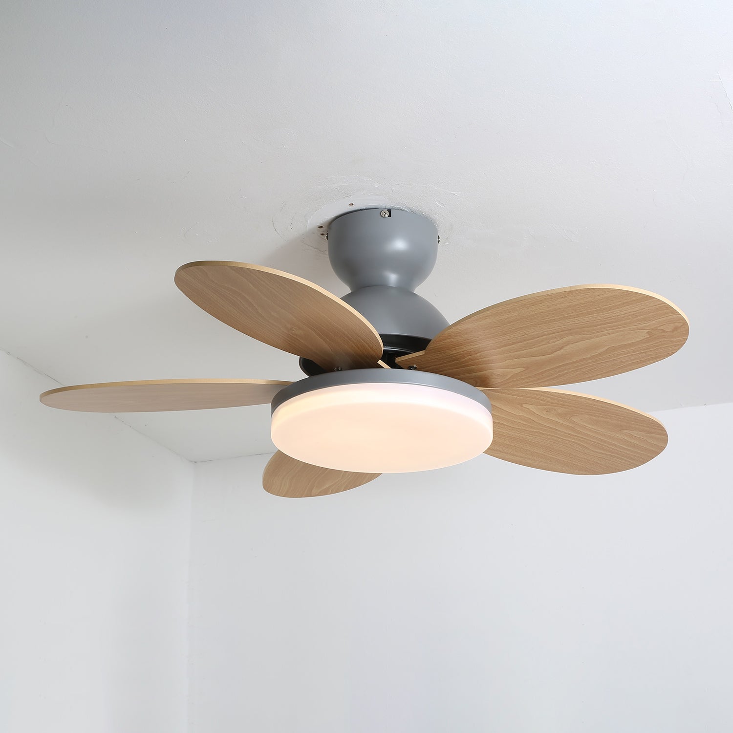 Colorful Glass Ceiling Fan Light with Integrated LED | Stylish Indoor Lighting for Kids' Rooms 6