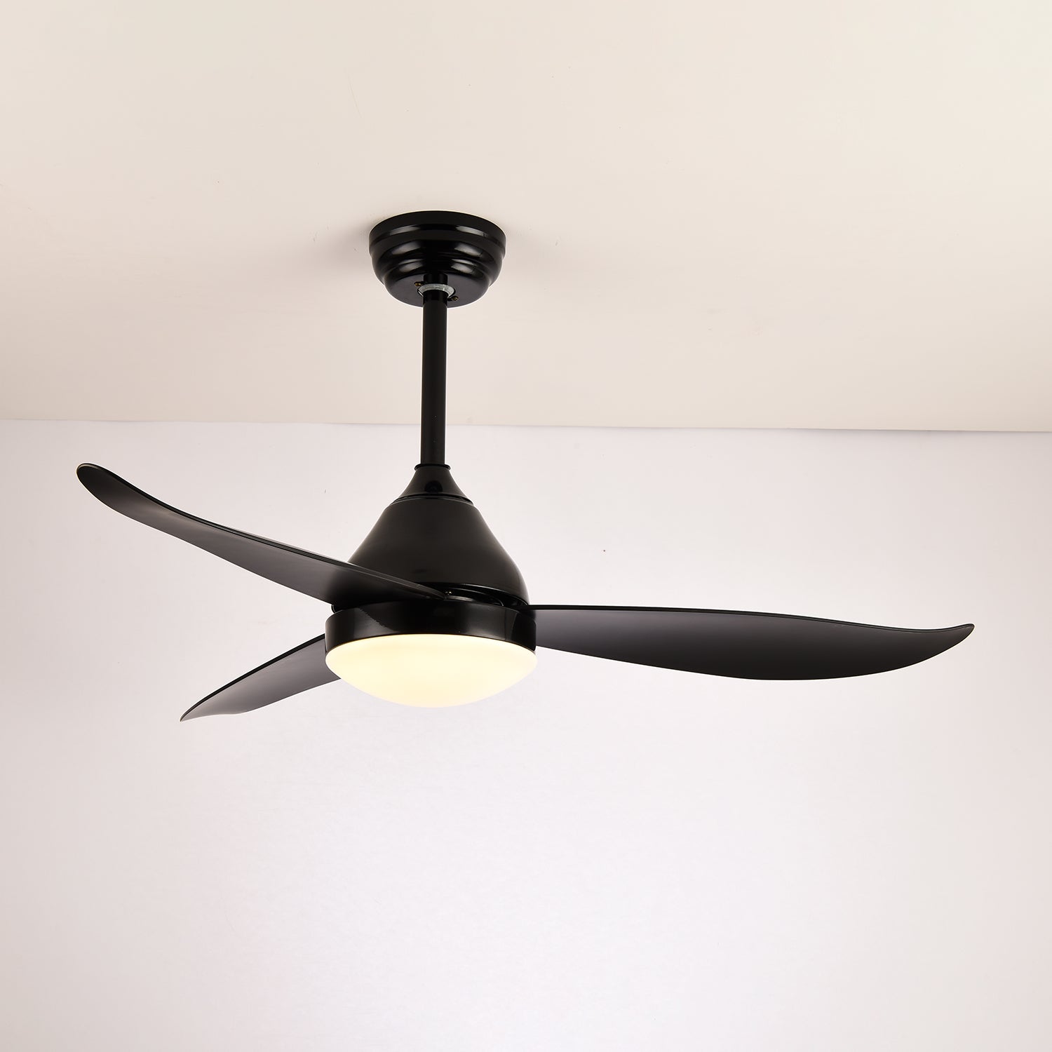 Modern Wood Ceiling Fan with Integrated LED Light | 6-Speed Control for Indoor Comfort 8